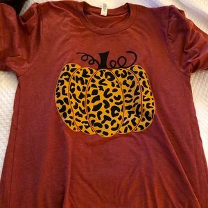 Leopard pumpkin tee shirt